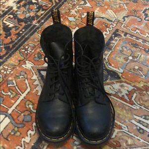 Dr. Marten pascal boots